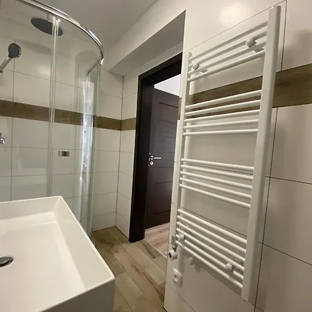 U Adama بيت ضيافة