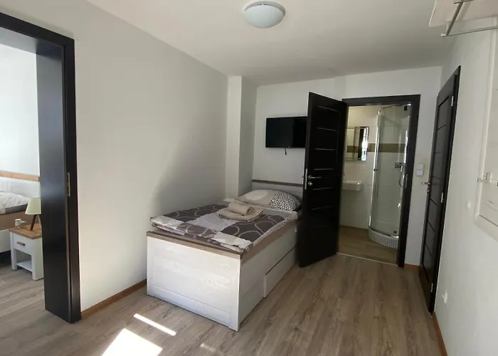 Guest house U Adama 3*